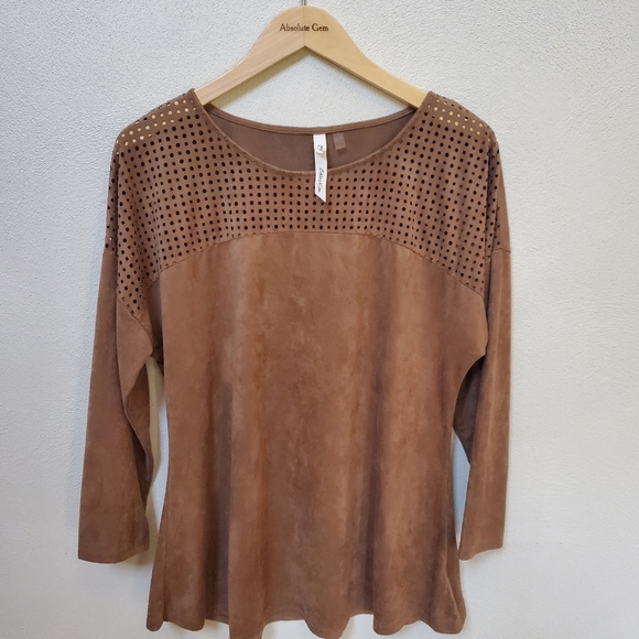 Ny collection tan brown faux suede perforated cutout tunic top fall shirt small - Picture 4 of 15
